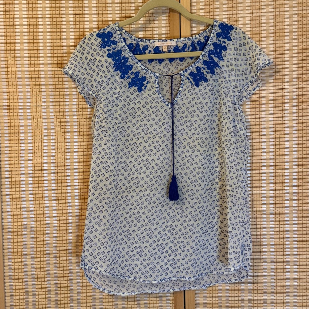 Under Skies Blue White Geometric Embroidered Tassel Blouse Womens L Bohemian